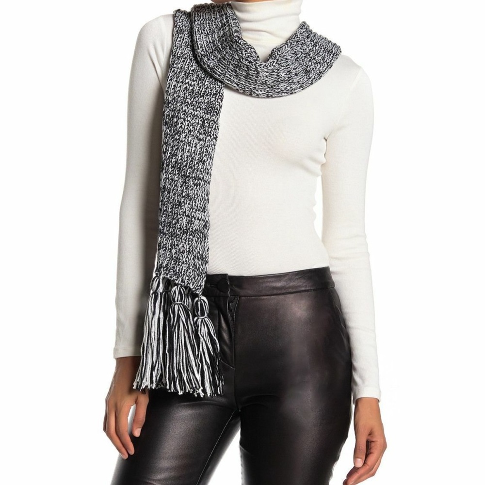 Calvin Klein Black & White Chunky Marled Knit Scarf, NWT, Retail $58